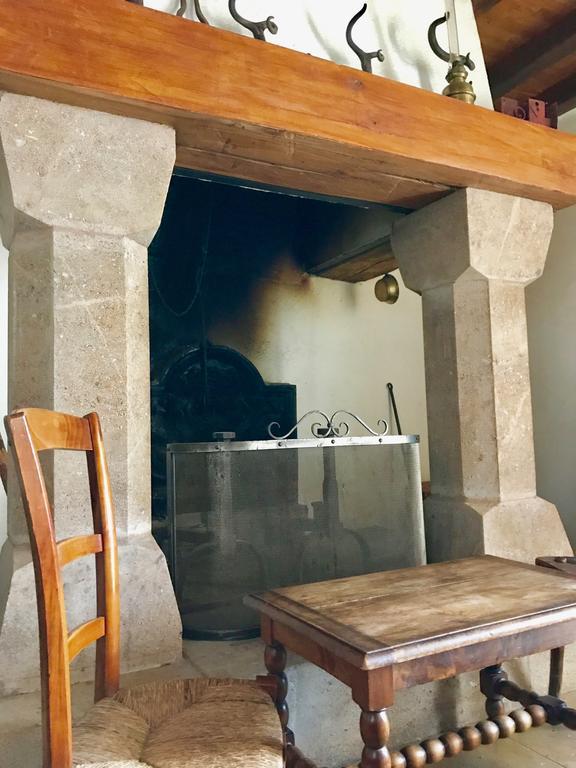 La Petite Maison Des Artistes Castelnau-Pégayrols Pokoj fotografie
